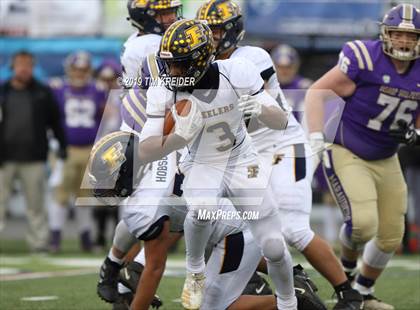 Thumbnail 3 in Bishop Guilfoyle vs. Farrell (PIAA 1A Final) photogallery.