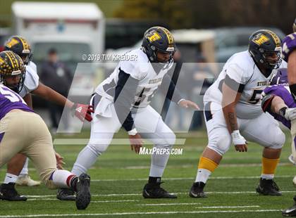 Thumbnail 2 in Bishop Guilfoyle vs. Farrell (PIAA 1A Final) photogallery.