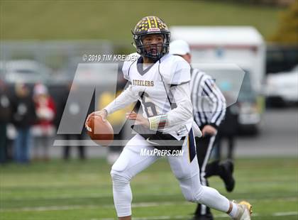 Thumbnail 1 in Bishop Guilfoyle vs. Farrell (PIAA 1A Final) photogallery.