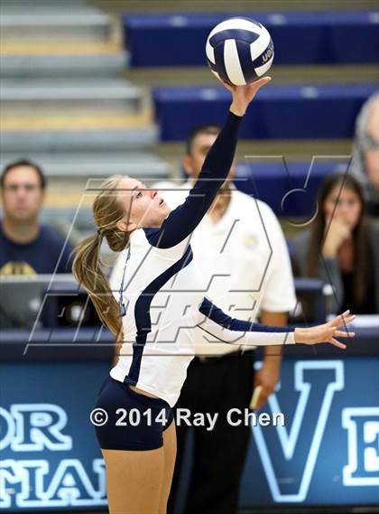 Thumbnail 3 in Regis Jesuit @ Valor Christian photogallery.
