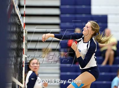 Thumbnail 3 in Regis Jesuit @ Valor Christian photogallery.