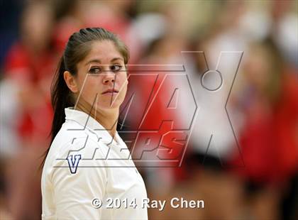 Thumbnail 3 in Regis Jesuit @ Valor Christian photogallery.