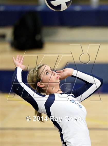 Thumbnail 1 in Regis Jesuit @ Valor Christian photogallery.