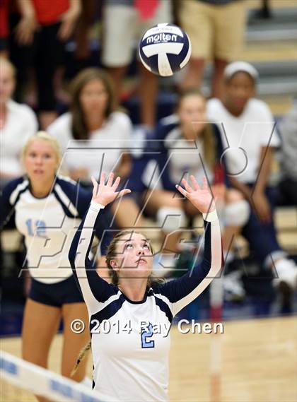 Thumbnail 1 in Regis Jesuit @ Valor Christian photogallery.