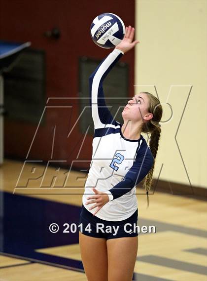 Thumbnail 2 in Regis Jesuit @ Valor Christian photogallery.