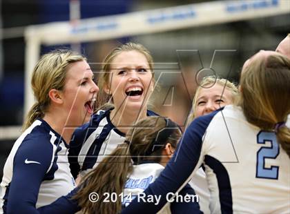 Thumbnail 1 in Regis Jesuit @ Valor Christian photogallery.