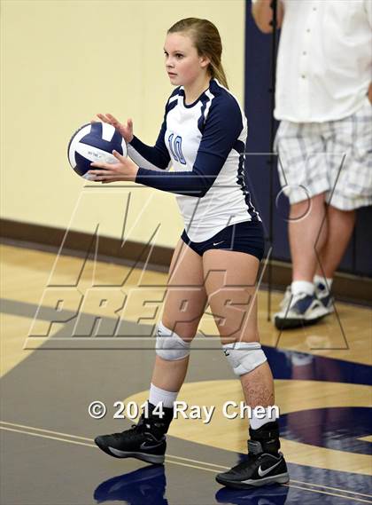 Thumbnail 3 in Regis Jesuit @ Valor Christian photogallery.
