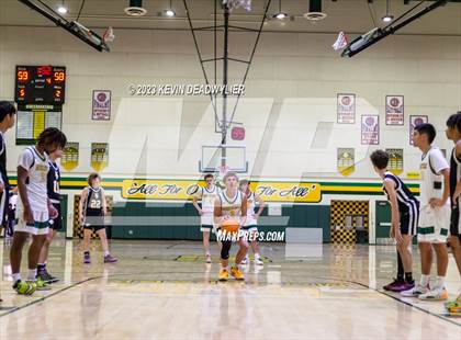 Thumbnail 2 in Newbury Park @ Moorpark photogallery.