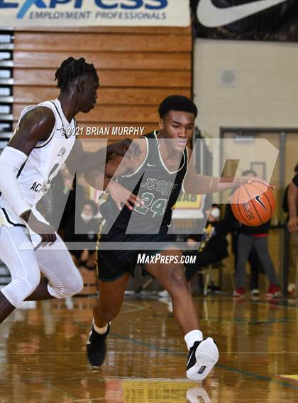 Thumbnail 1 in Link Academy vs. Jesuit (Les Schwab Invitational) photogallery.