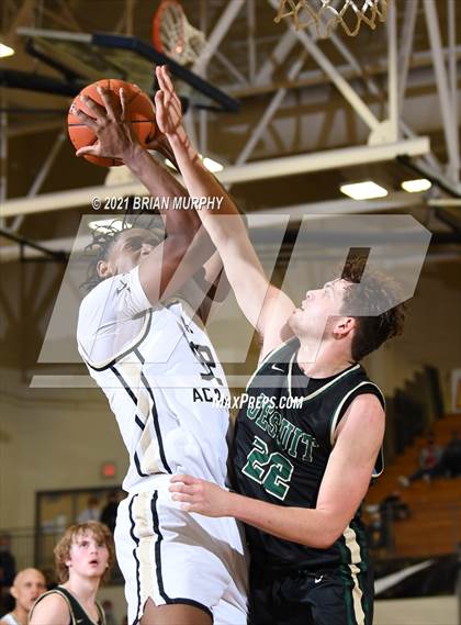 Thumbnail 3 in Link Academy vs. Jesuit (Les Schwab Invitational) photogallery.