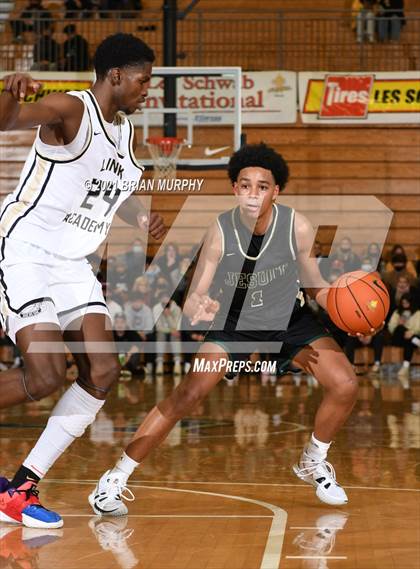 Thumbnail 1 in Link Academy vs. Jesuit (Les Schwab Invitational) photogallery.