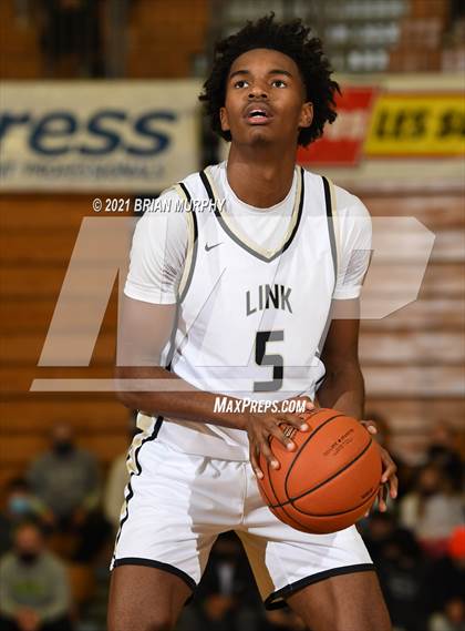 Thumbnail 1 in Link Academy vs. Jesuit (Les Schwab Invitational) photogallery.