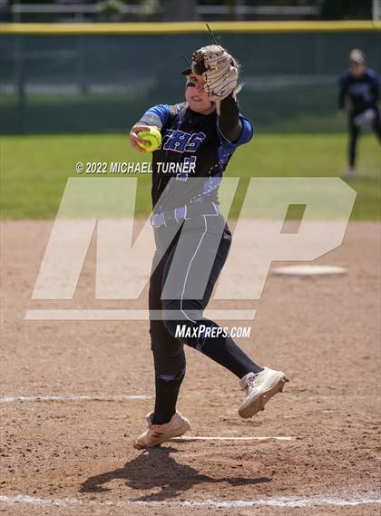 Thumbnail 1 in Owyhee vs Timberline (IHSAA 5A State Tournament) photogallery.