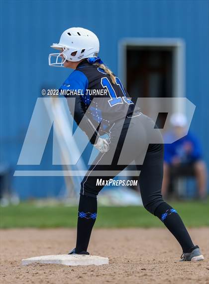 Thumbnail 1 in Owyhee vs Timberline (IHSAA 5A State Tournament) photogallery.