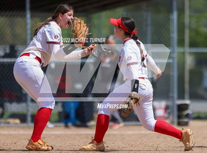 Thumbnail 2 in Owyhee vs Timberline (IHSAA 5A State Tournament) photogallery.