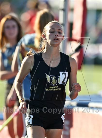 Thumbnail 2 in CIF State Track & Field Championships (Girls 1600m) photogallery.