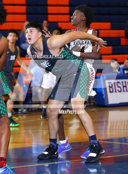 Thumbnail 1 in Overland vs. Rangeview (Tarkanian Classic) photogallery.