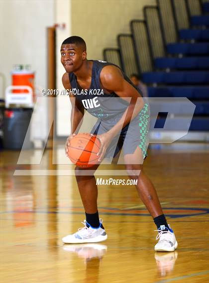 Thumbnail 3 in Overland vs. Rangeview (Tarkanian Classic) photogallery.