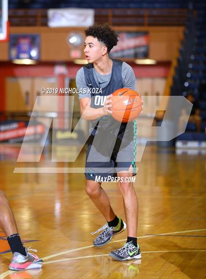 Thumbnail 2 in Overland vs. Rangeview (Tarkanian Classic) photogallery.