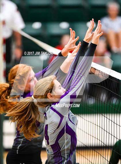 Thumbnail 2 in Benbrook vs Tolar (Dublin Tournament) photogallery.