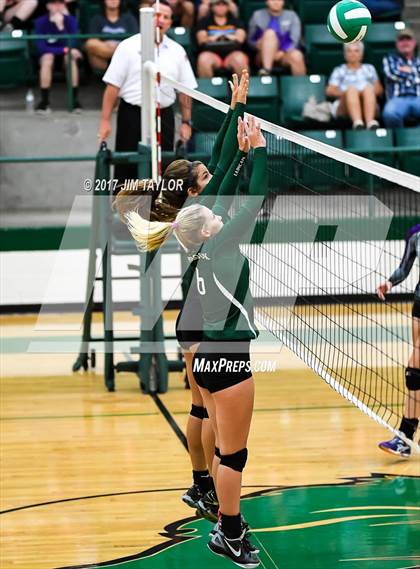 Thumbnail 2 in Benbrook vs Tolar (Dublin Tournament) photogallery.