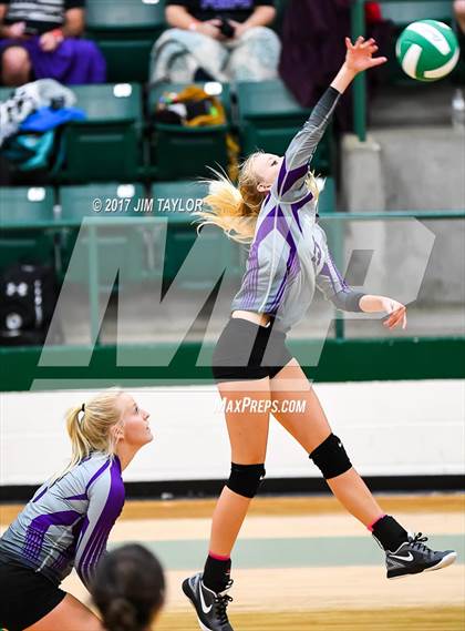 Thumbnail 3 in Benbrook vs Tolar (Dublin Tournament) photogallery.