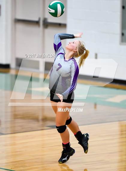 Thumbnail 2 in Benbrook vs Tolar (Dublin Tournament) photogallery.