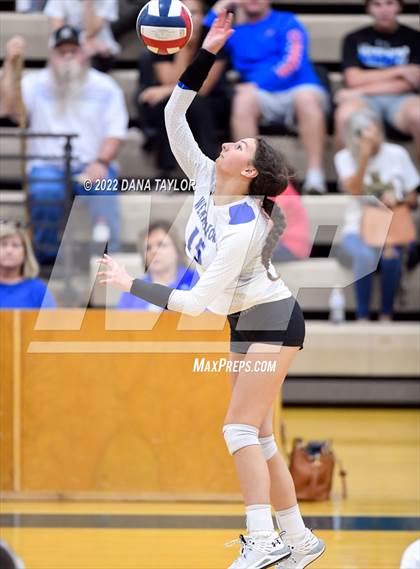 Thumbnail 2 in Bell @ Weatherford photogallery.