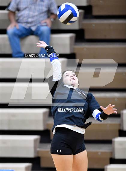 Thumbnail 3 in Bell @ Weatherford photogallery.