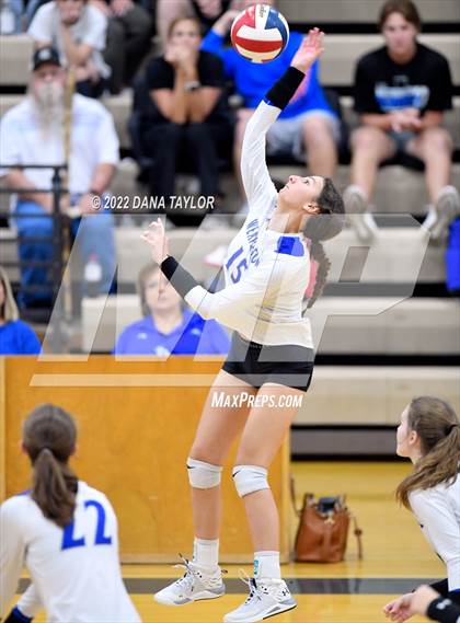 Thumbnail 3 in Bell @ Weatherford photogallery.