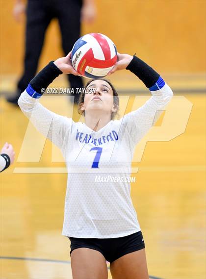 Thumbnail 3 in Bell @ Weatherford photogallery.