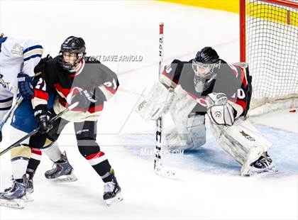 Thumbnail 2 in Old Rochester Regional vs. Shrewsbury (MIAA Division 3 Final) photogallery.