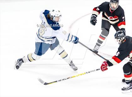 Thumbnail 3 in Old Rochester Regional vs. Shrewsbury (MIAA Division 3 Final) photogallery.