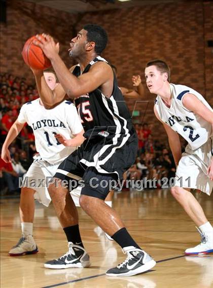 Thumbnail 2 in Harvard-Westlake @ Loyola  photogallery.