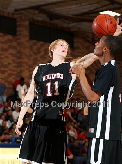Thumbnail 1 in Harvard-Westlake @ Loyola  photogallery.