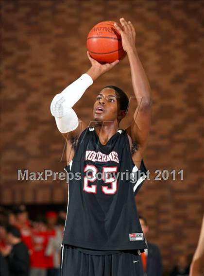 Thumbnail 3 in Harvard-Westlake @ Loyola  photogallery.