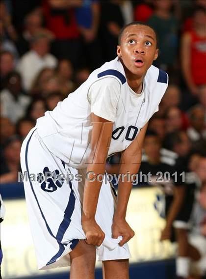 Thumbnail 1 in Harvard-Westlake @ Loyola  photogallery.