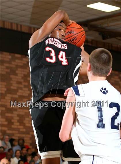 Thumbnail 2 in Harvard-Westlake @ Loyola  photogallery.