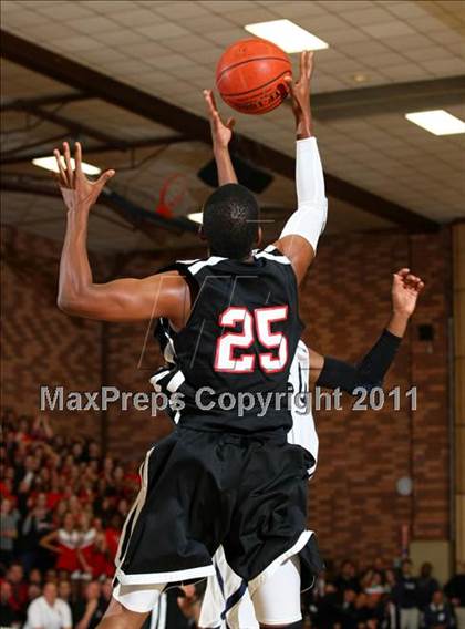 Thumbnail 2 in Harvard-Westlake @ Loyola  photogallery.
