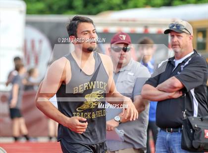 Thumbnail 3 in E.D. White(Catholic Relays) photogallery.