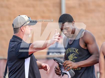 Thumbnail 1 in E.D. White(Catholic Relays) photogallery.