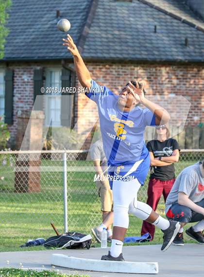 Thumbnail 3 in E.D. White(Catholic Relays) photogallery.