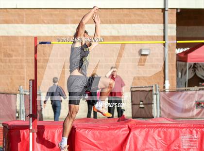 Thumbnail 1 in E.D. White(Catholic Relays) photogallery.