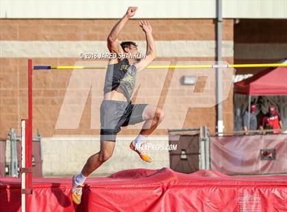 Thumbnail 2 in E.D. White(Catholic Relays) photogallery.