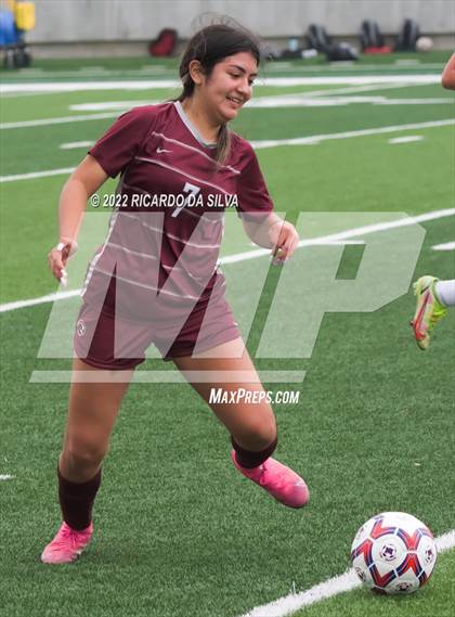 Thumbnail 3 in Fort Bend Kempner vs Manvel (UIL 5A Area Playoff) photogallery.