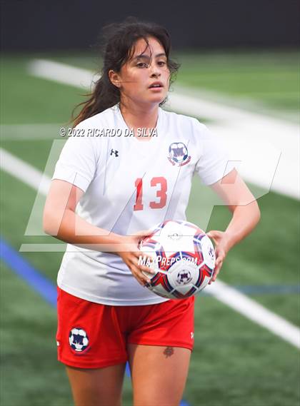 Thumbnail 2 in Fort Bend Kempner vs Manvel (UIL 5A Area Playoff) photogallery.