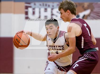 Thumbnail 1 in Uvalde @ Floresville photogallery.