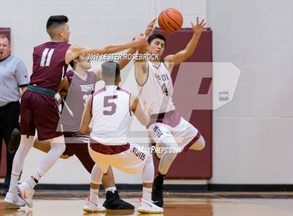 Thumbnail 2 in Uvalde @ Floresville photogallery.
