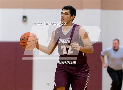 Thumbnail 1 in Uvalde @ Floresville photogallery.