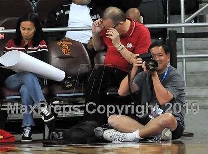 Thumbnail 3 in Brea Olinda vs. Mater Dei (CIF SoCal D2 Final) photogallery.